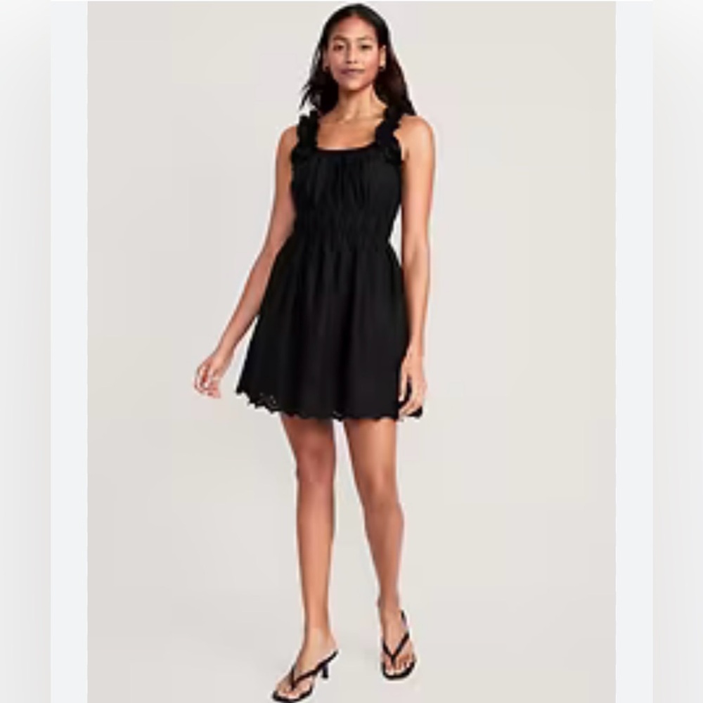Old Navy Women’s Waist-Defined Ruffle Mini Dress Black Size XL. NWT
